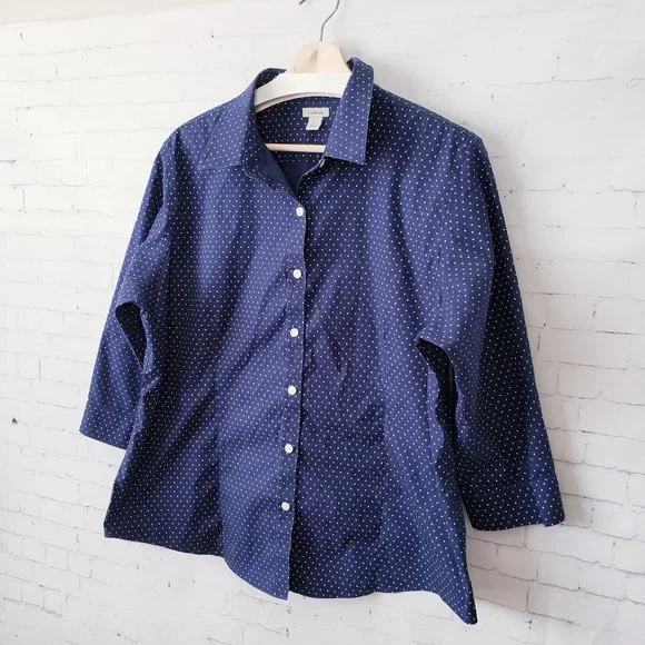 L.L. Bean Womens Top Size XL Navy Blue Print 3/4 Sleeves Button Up Wrinkle Free - Picture 2 of 5